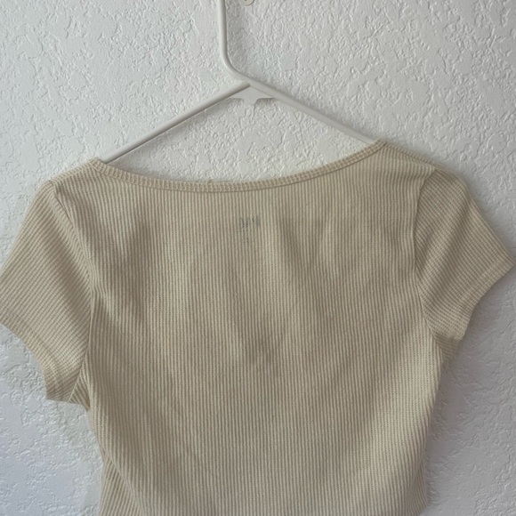 PacSun Cream Buttoned Crop Blouse - Picture 7 of 7